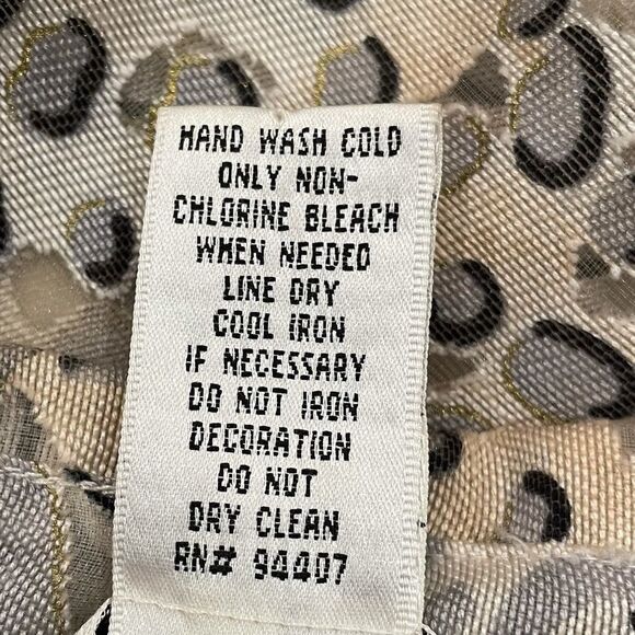 ios SIZE MEDIUM SILVER & GOLD SEQUIN BURNOUT FABRIC JACKET - Picture 9 of 9